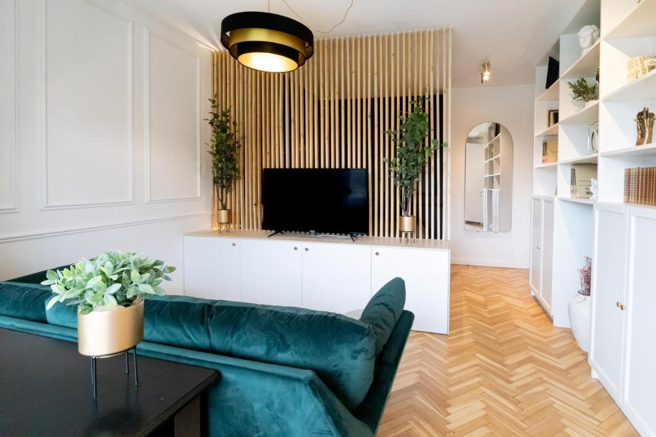 The Green Home - Quiet And Fully Equipped High-End Studio With Parking Courcouronnes Exteriör bild