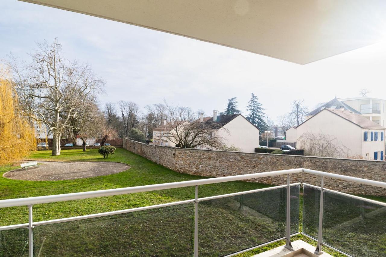 The Green Home - Quiet And Fully Equipped High-End Studio With Parking Courcouronnes Exteriör bild
